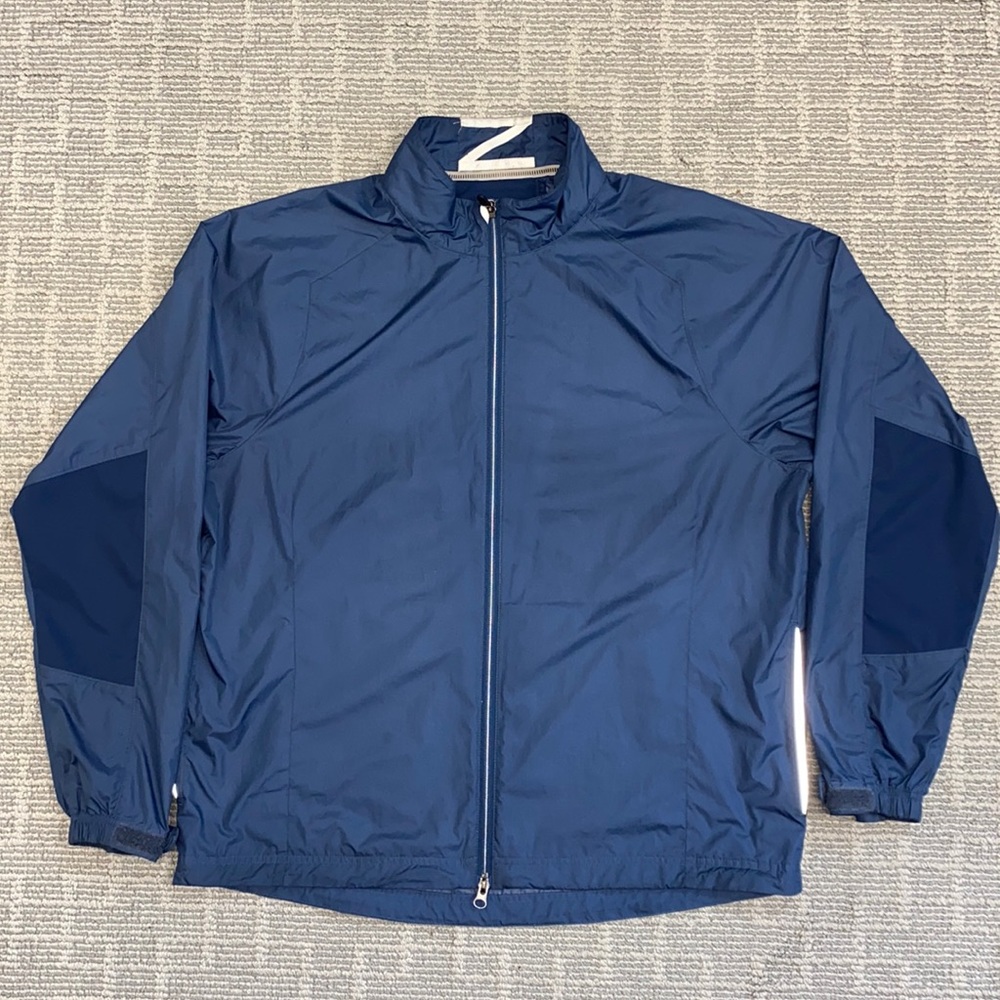 Zero Restriction Tour Series Lightweight Golf Windbreaker / Jacket